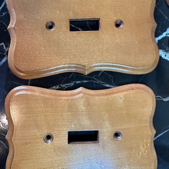 Set of Vintage Colonial Wooden Light Switch Plates - Quad, Double, & 4 Single - Picture 5 of 14
